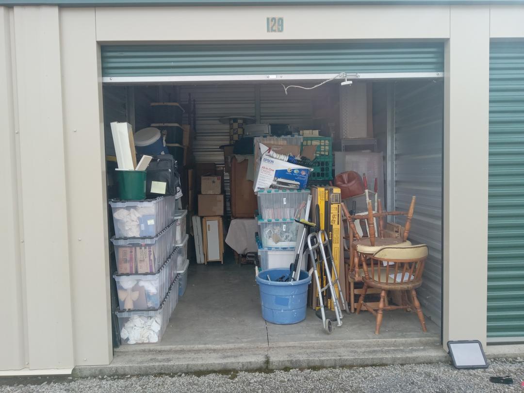Storage Unit Auction in Macedon, NY at The Storage Mall Evergreen Hills ends on 26th March